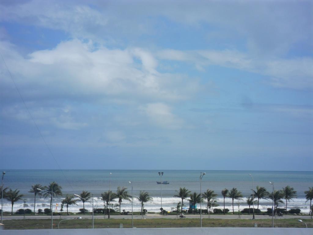 Danang Beach Hotel Exteriör bild