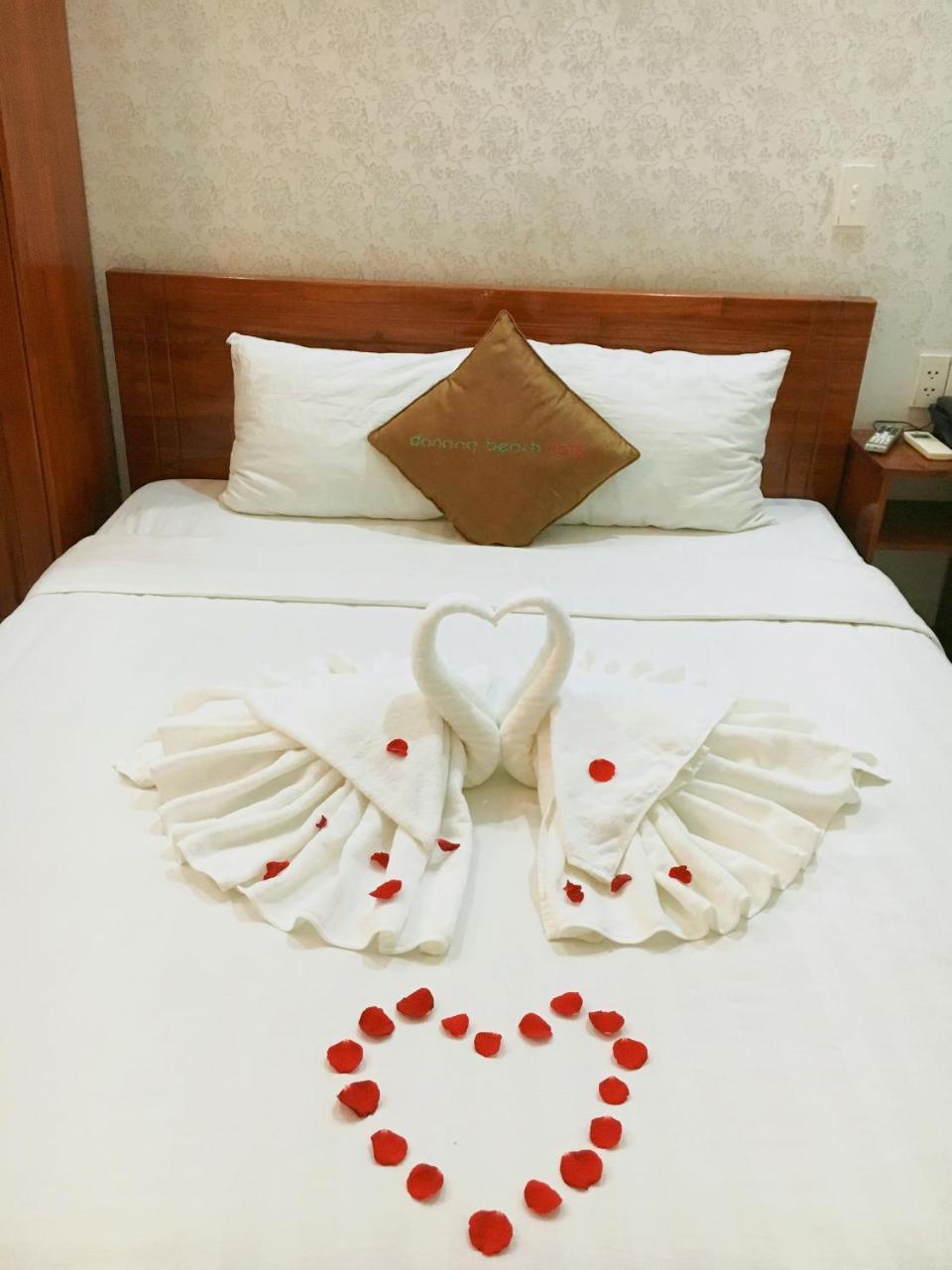 Danang Beach Hotel Exteriör bild